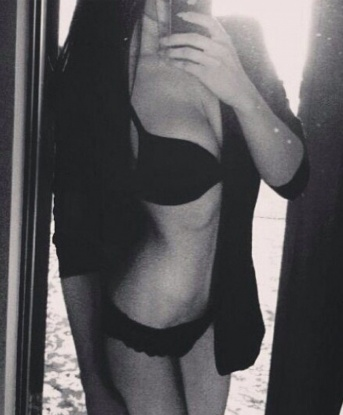 Мои услуги включают классический секс, оральный секс, массаж и многое другое. Я с удовольствием выполню твои сокровенные фантазии и позаботлюсь о твоем удовольствии. 💋 Мои фото настоящие, без ретуши, чтобы ты мог насладиться моей естественной красотой. У меня есть положительные отзывы от предыдущих клиентов, которые ценят мою страстность и умение доставлять наслаждение. Доверься мне и я покажу тебе небеса блаженства. Позвони мне прямо сейчас и ты не пожалеешь! 💕 9218, 21 год